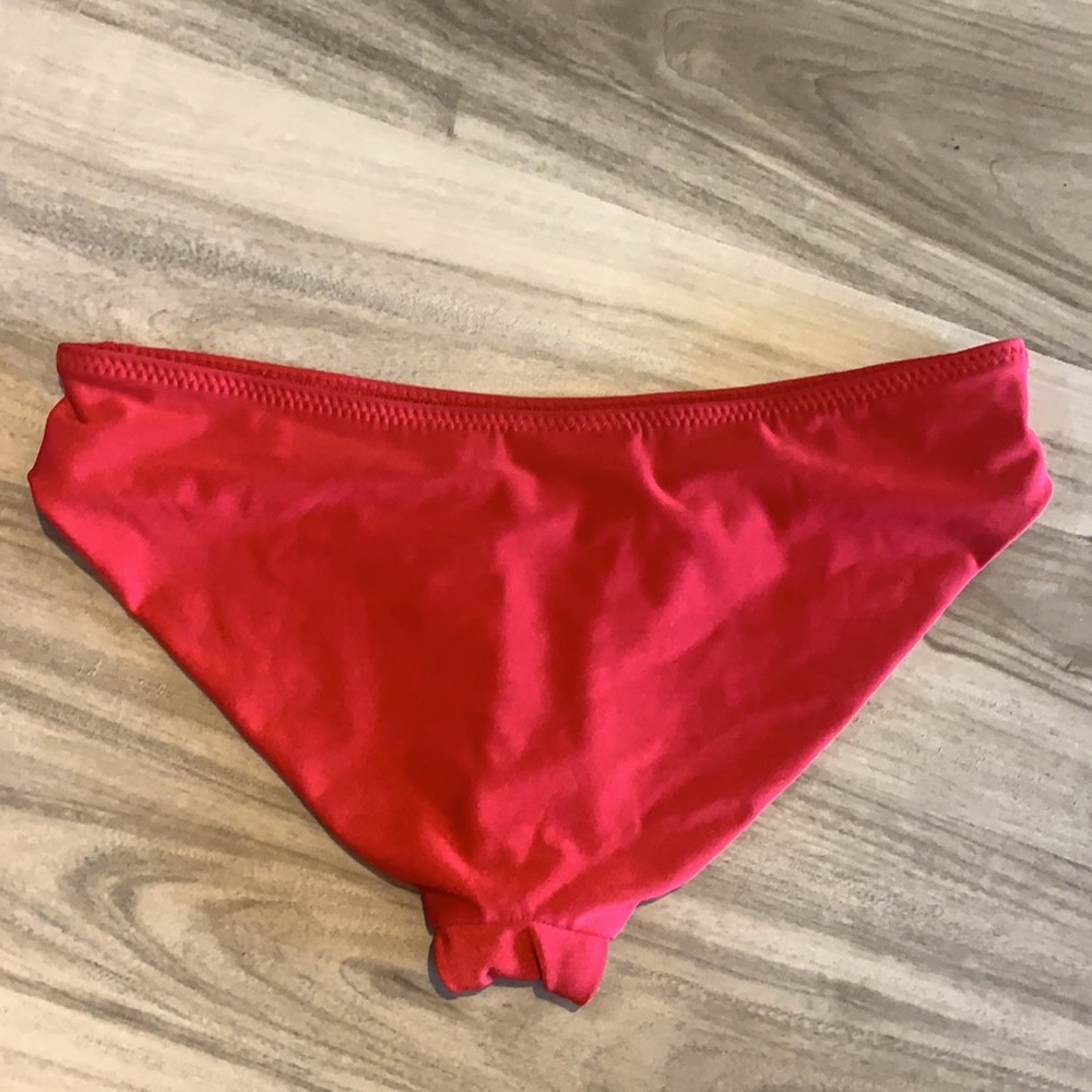 Red bikini bottoms - Picture 4 of 4
